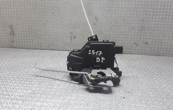 Audi A4 S4 B6 8E 8H Front door lock