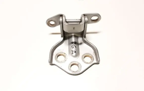 SsangYong Kyron Rear door lower hinge