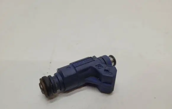 Mercedes-Benz C AMG W203 Fuel injector 0280156014 A1120780149