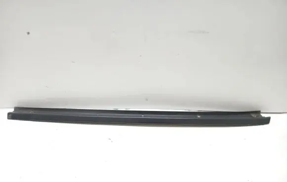 Saab 9-5 Front door windshield rail 