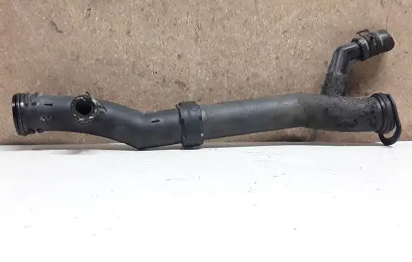 Volkswagen PASSAT B7 Coolant pipe/hose 03C121065F