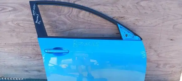 Mazda 3 II Front door