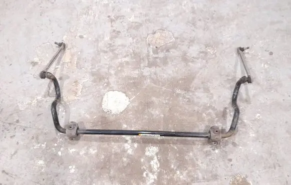 Mercedes-Benz C W204 Front anti-roll bar/sway bar 2043231865 A2043231865