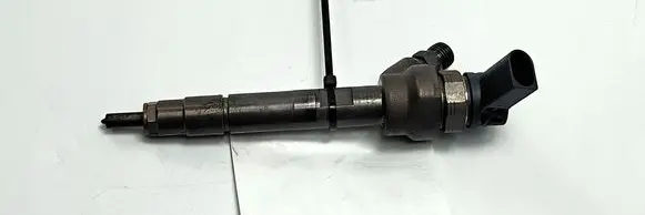 BMW X6 F16 Fuel injector 7810702