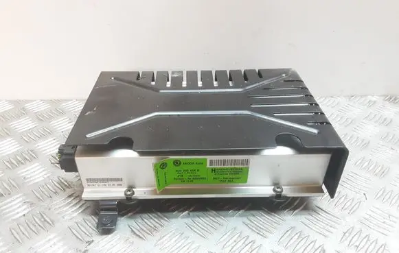 Skoda Superb B5 (3U) Sound amplifier 3U0035456B