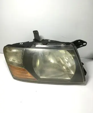 Mitsubishi Pajero Headlight/headlamp 10087419