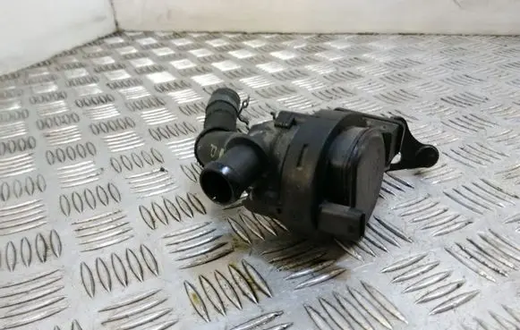 Volkswagen Golf VII Electric auxiliary coolant/water pump 5Q0965567H 0392023247