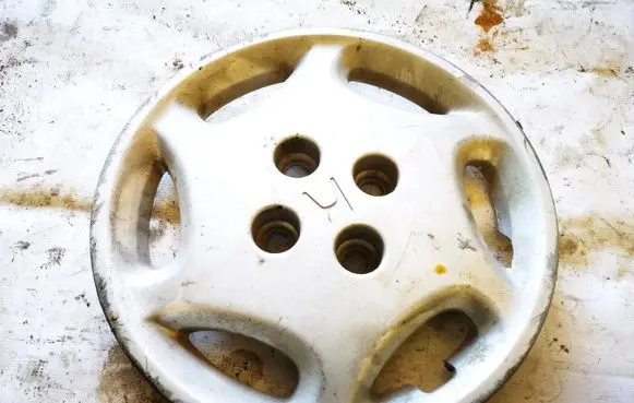 Honda Civic R15 wheel hub/cap/trim 44733st3aw010 44733-st3a-w010