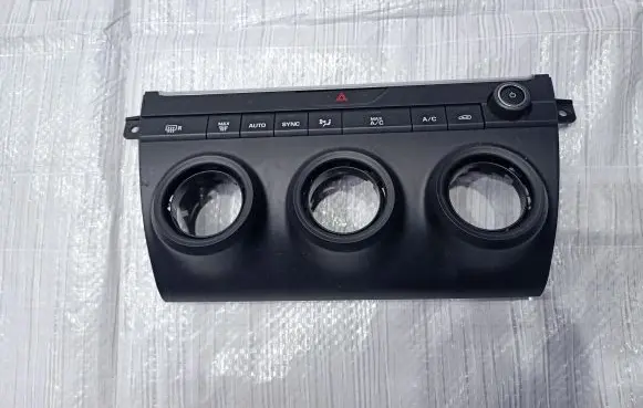 Jaguar E-Pace Climate control unit