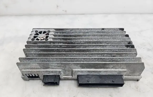 Sound amplifier