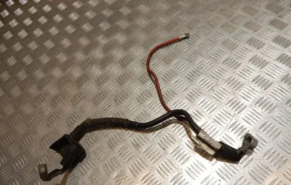 Positive cable (battery)
