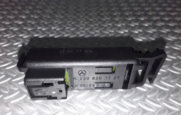 Mercedes-Benz S W220 Sensor A2208203326