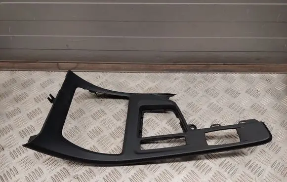 BMW X1 F48 F49 Other center console (tunnel) element 9388422
