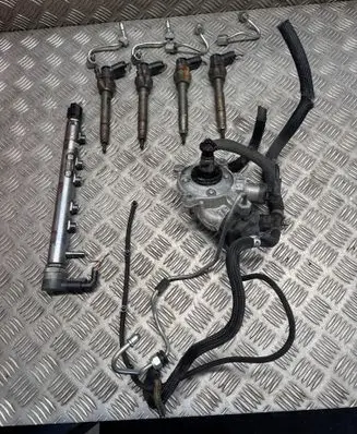 BMW X1 E84 Fuel injection system set 7798446 7809127 0281002738