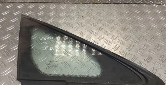 Toyota Verso Front triangle window/glass 43R00097