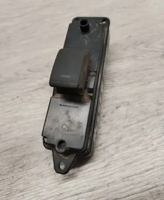 Mazda 6 Electric window control switch 03124620
