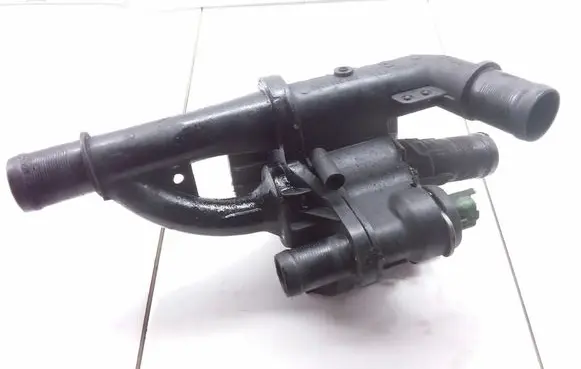 Peugeot 207 Thermostat housing 9660660380