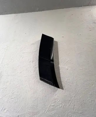 Rear fender molding trim