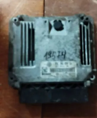 Volkswagen Golf V Engine control unit/module 03c906056ca
