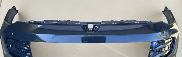 Volkswagen Golf VIII Front bumper 5H0807221T