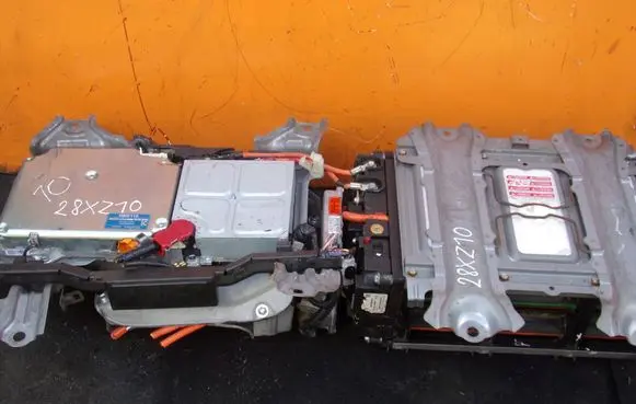 Honda Civic Hybrid / electric car battery 1E100RMX0132 LDA2
