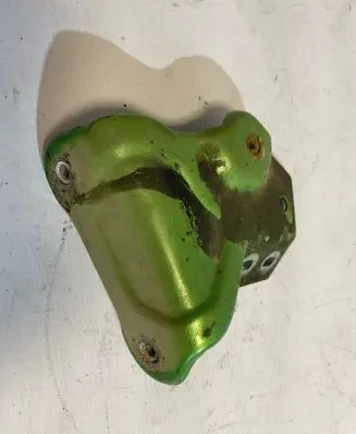 Skoda Fabia Mk3 (NJ) Fender mounting bracket 6V0821142