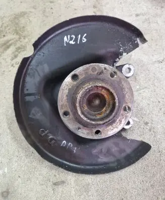 Peugeot 308 Rear wheel hub spindle/knuckle 