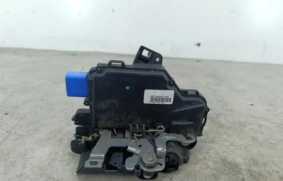 Skoda Roomster (5J) Front door lock 3B1837015AR