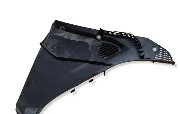BMW 5 E60 E61 Wiper trim 74850810 6987605