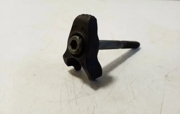Land Rover Evoque I Fuel Injector clamp holder