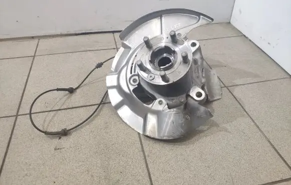 Land Rover Discovery Sport Front wheel hub K8D23K206AG K8D22K004BB