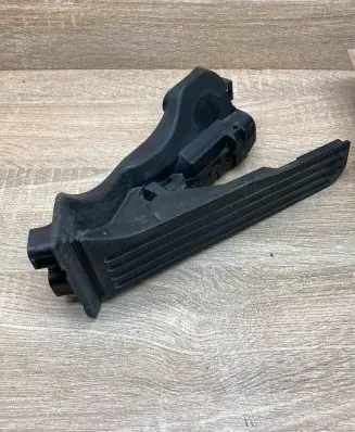 Audi A3 S3 8P Accelerator throttle pedal 1K1723503L 6PV008600