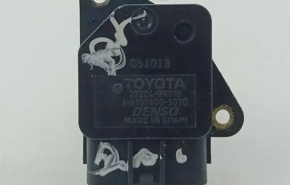 Toyota Corolla Verso AR10 Mass air flow meter 222040N010