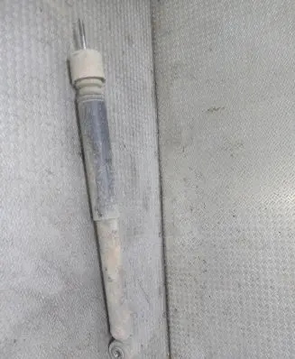 Nissan Note (E11) Rear shock absorber/damper