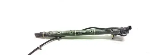 Mercedes-Benz C W203 Fuel main line pipe A6110700395