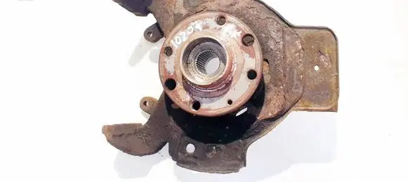 Opel Astra G Front wheel hub