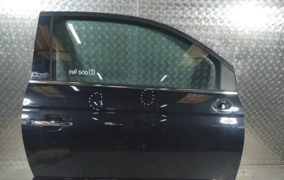 Fiat 500 Front door