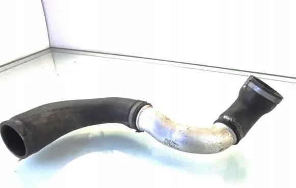 Volvo V40 Intercooler hose/pipe 31325041