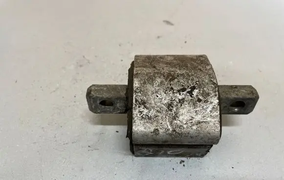 Mercedes-Benz C W202 Gearbox mount