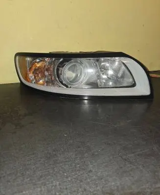 Volvo V50 Headlight/headlamp 31265695 LE06A6152 0301237202