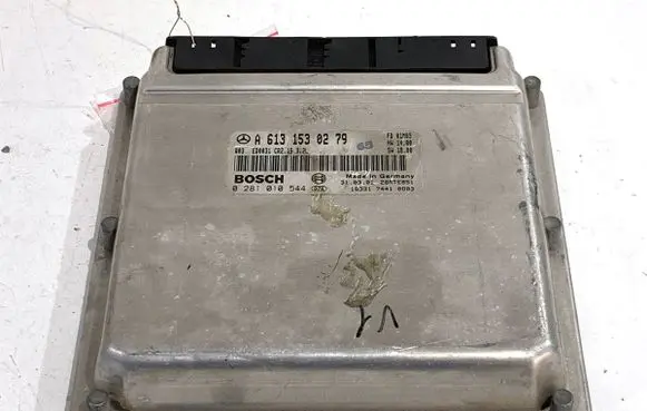 Mercedes-Benz Sprinter W906 Engine control unit/module ECU A6131530279