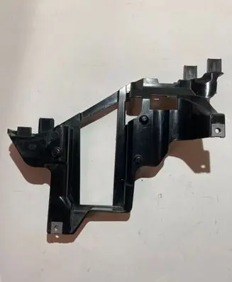Headlight/headlamp mounting bracket