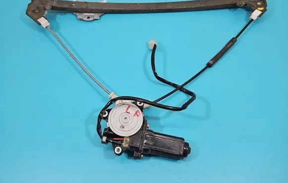Front door window regulator with motor