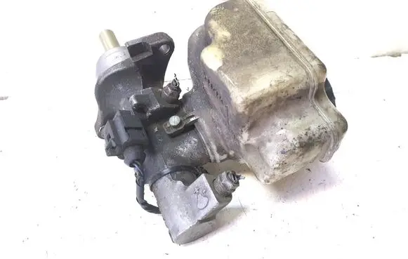 Volkswagen Jetta VI Master brake cylinder 1K1611301C