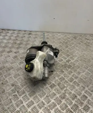 Volkswagen Golf VIII Brake booster 5WB614105AB BP542B506L5 0204N01028