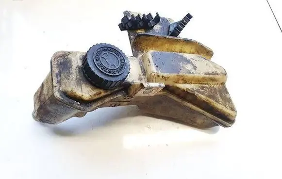 Peugeot 605 Power steering fluid tank/reservoir 9615476180