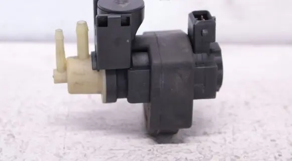 Hyundai i30 Turbo solenoid valve 351202A900 70027202