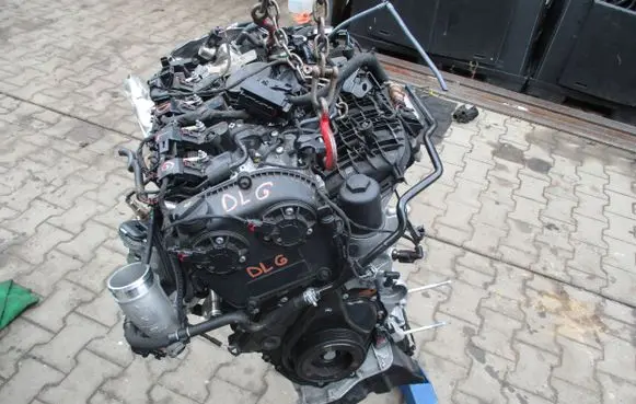 Audi A5 8T 8F Engine