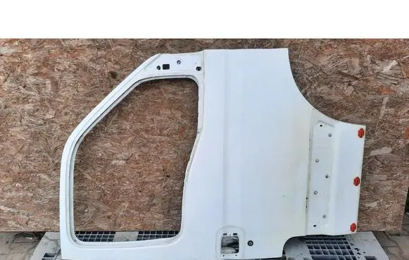 Iveco Daily 3rd gen Front door