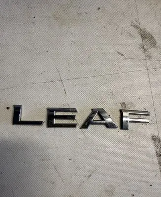 Nissan Leaf I (ZE0) Rear loading door model letters 
